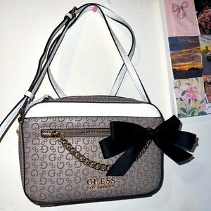 Guess Women's Hartland Mini Top-Zip Crossbody Purse
